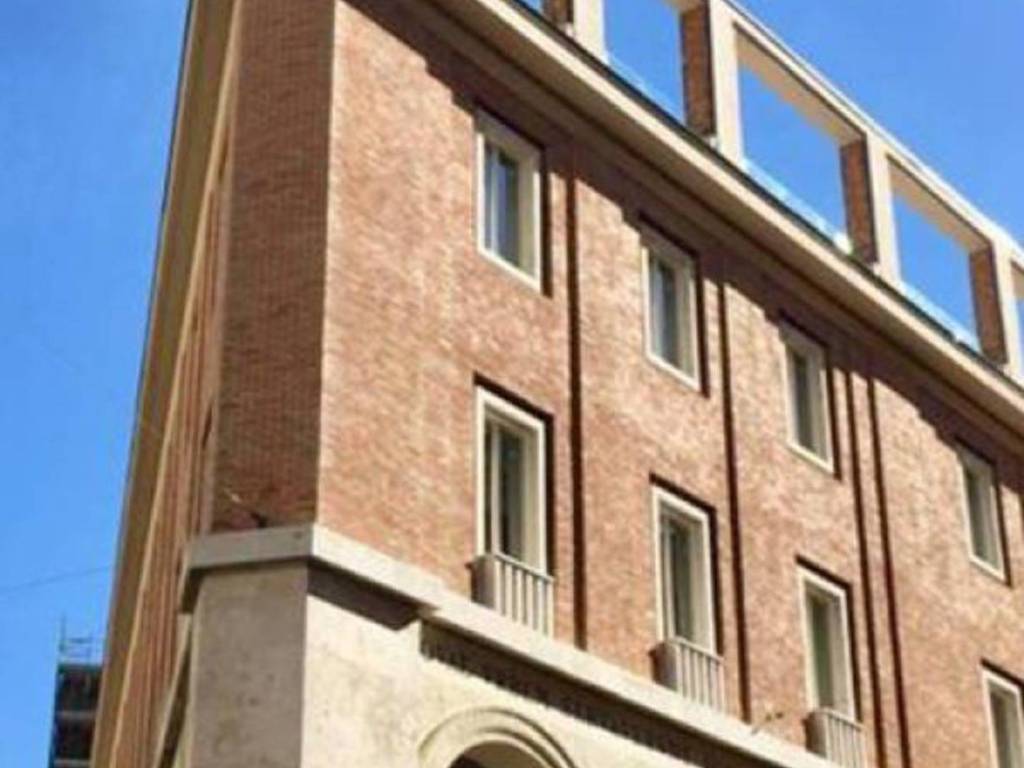 negozio in affitto a Roma in zona Ludovisi/Sallustiano