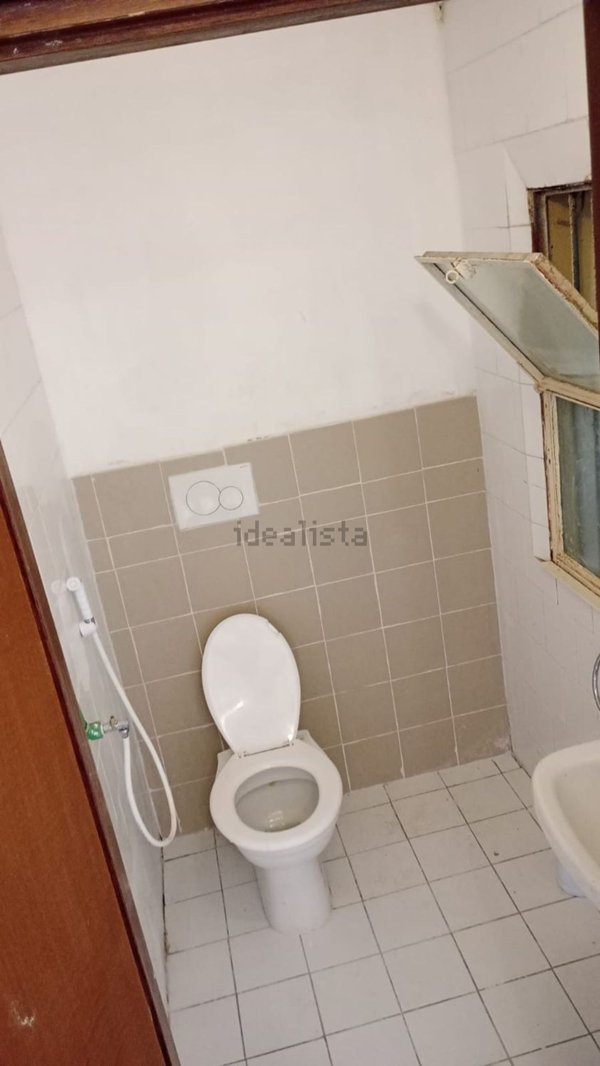 negozio in affitto a Roma in zona Ostia