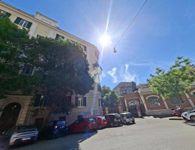 locale commerciale in affitto a Roma in zona Trastevere