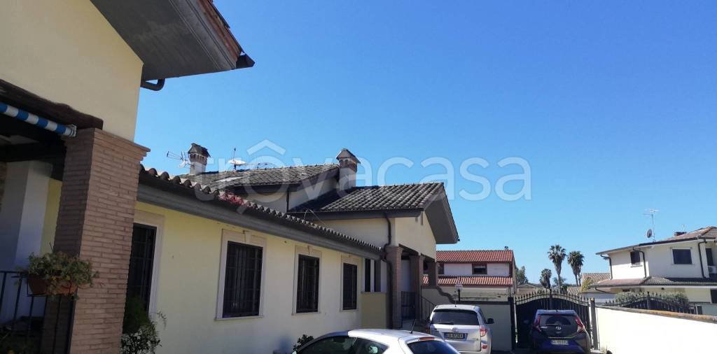 villa in affitto a Roma in zona Infernetto