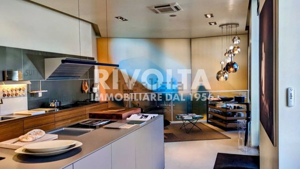 locale commerciale in affitto a Roma in zona Parioli