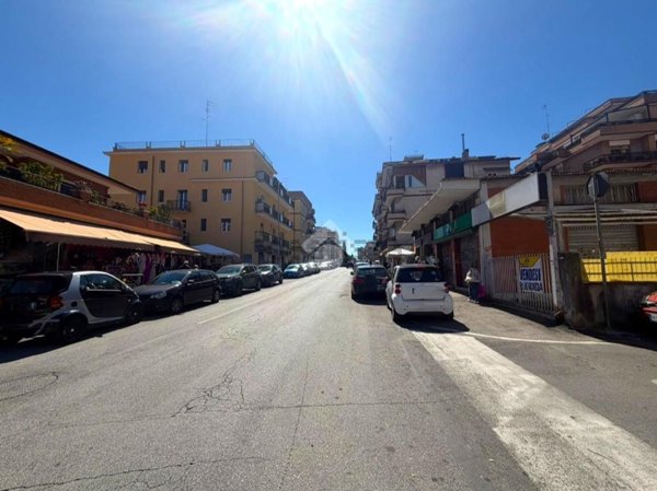 locale commerciale in affitto a Roma in zona Fidene