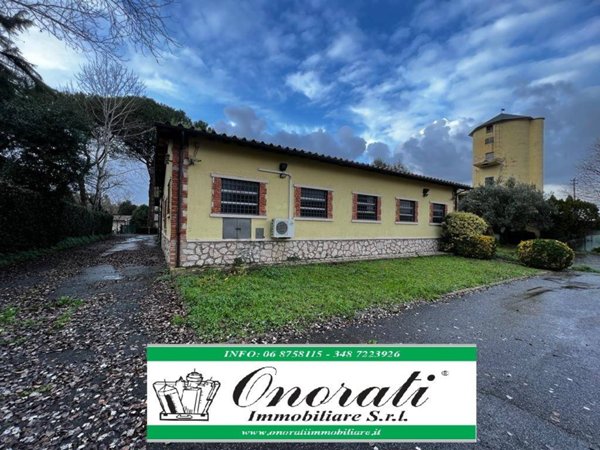 locale commerciale in affitto a Roma in zona Ponte di Nona