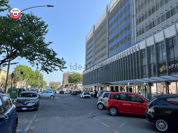 ufficio in affitto a Roma in zona Ostiense