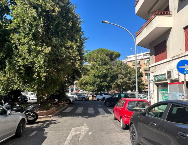 ufficio in affitto a Roma in zona Tuscolano