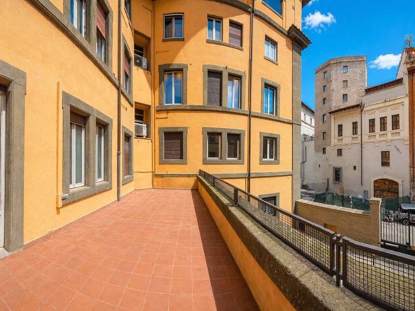 ufficio in affitto a Roma in zona Rione di Ponte