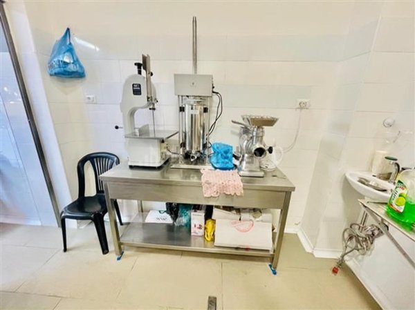 negozio in affitto a Roma in zona Torrevecchia