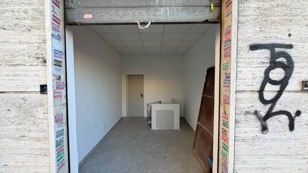 negozio in affitto a Roma