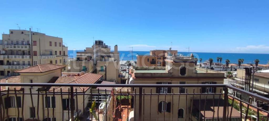 appartamento in affitto a Roma in zona Ostia