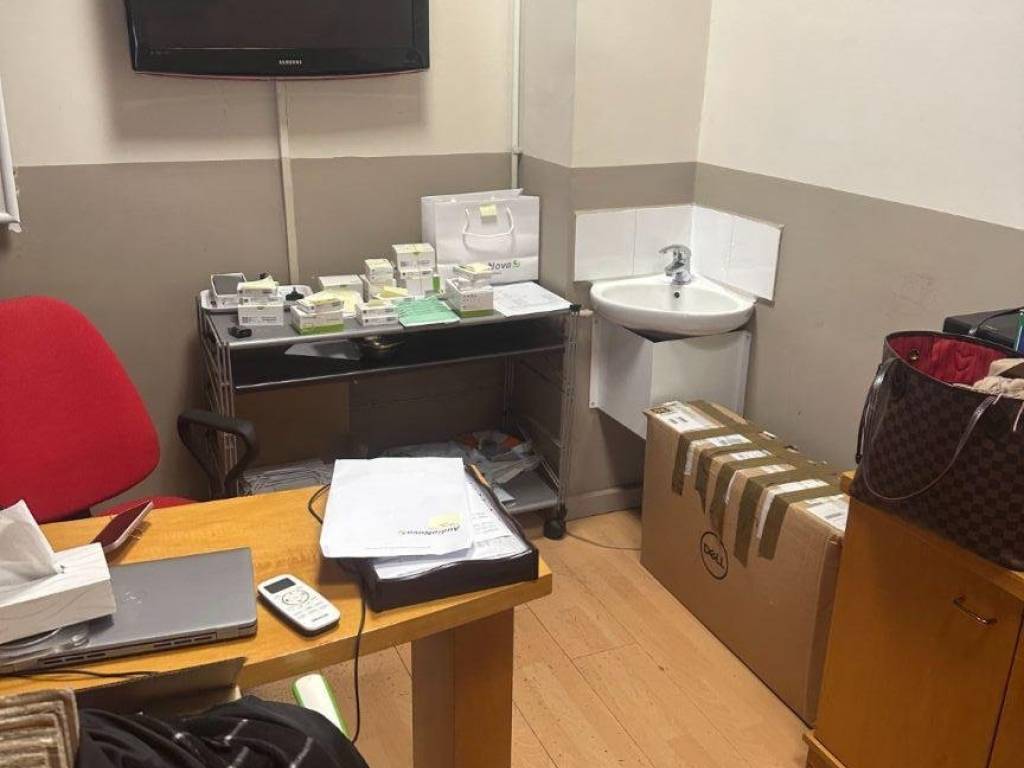 negozio in affitto a Roma in zona Appio Latino