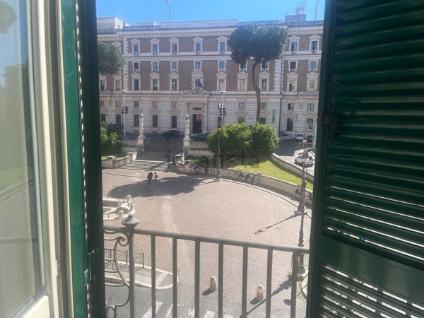 appartamento in affitto a Roma in zona Rione Monti/Campitelli