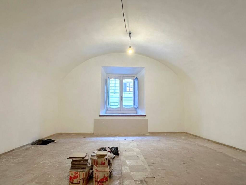 negozio in affitto a Roma in zona Centro Storico