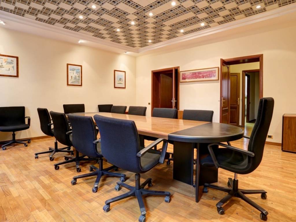 ufficio in affitto a Roma in zona Trevi-Colonna