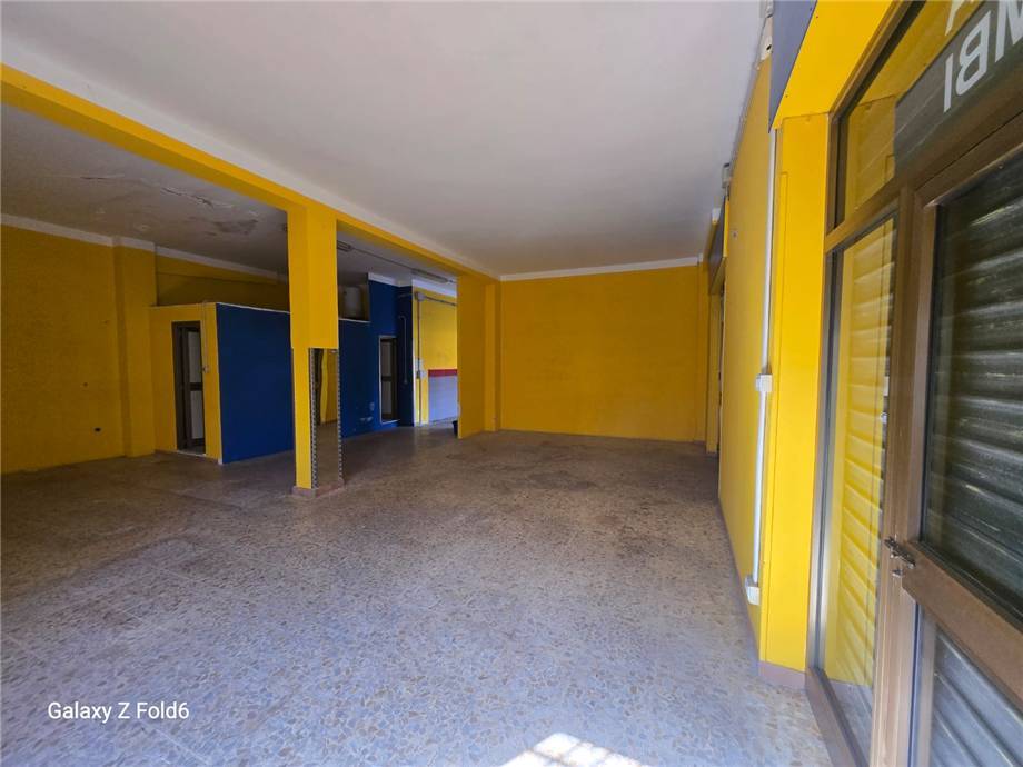negozio in affitto a Roma in zona Acilia