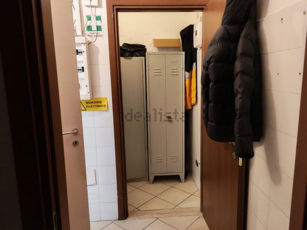negozio in affitto a Roma in zona Castelverde