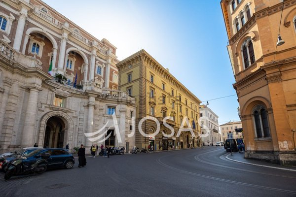 ufficio in affitto a Roma in zona Rione Monti/Campitelli