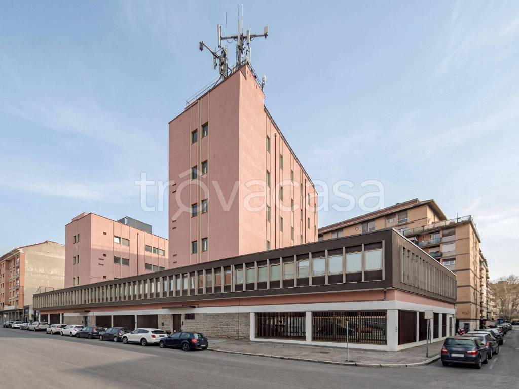 ufficio in affitto a Roma in zona Ostiense