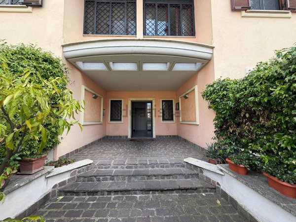 appartamento in affitto a Roma in zona Torre Angela