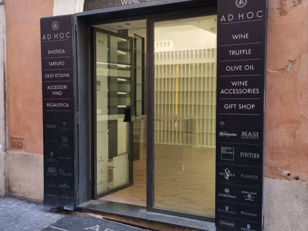 negozio in affitto a Roma in zona Campo Marzio