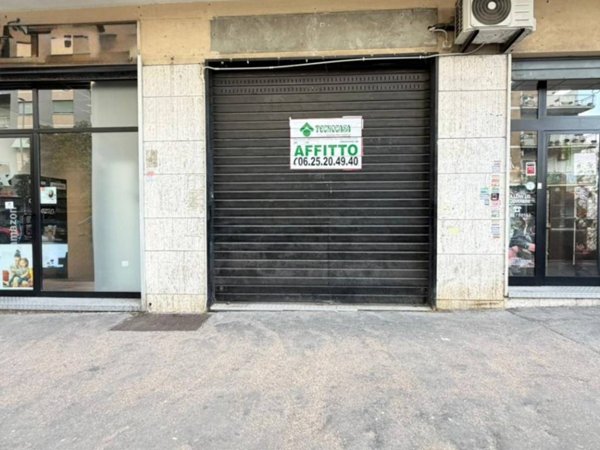 negozio in affitto a Roma in zona Prenestino-Centocelle
