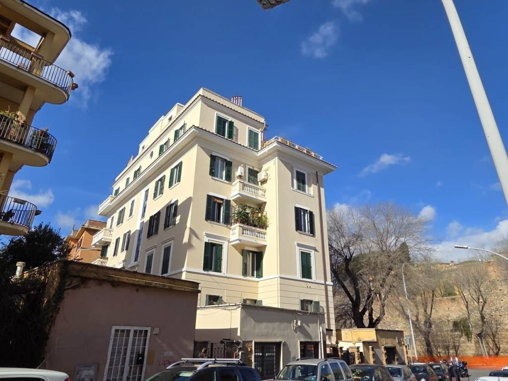 appartamento in affitto a Roma in zona San Saba - Ripa