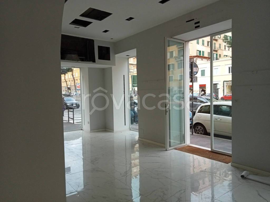 negozio in affitto a Roma in zona Centro Storico