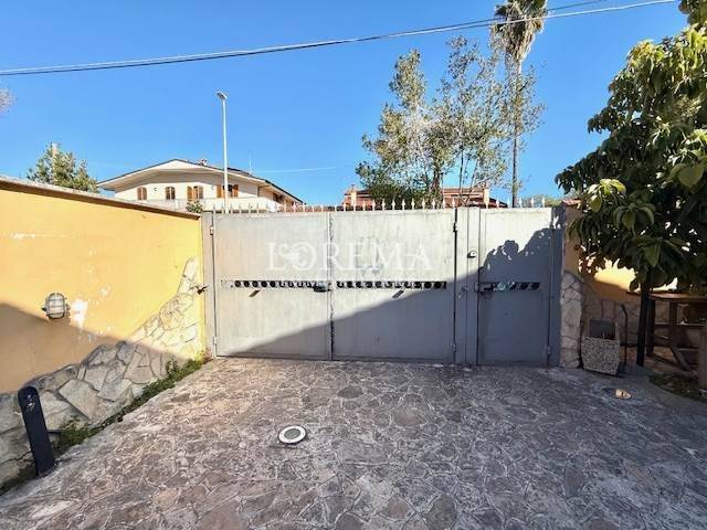 appartamento in affitto a Roma in zona Infernetto