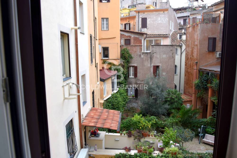 appartamento in affitto a Roma in zona Rione Monti/Campitelli