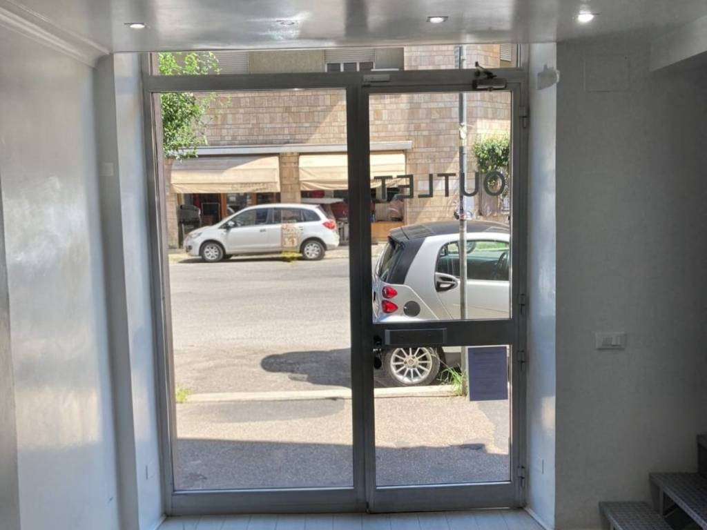 negozio in affitto a Roma in zona Flaminio