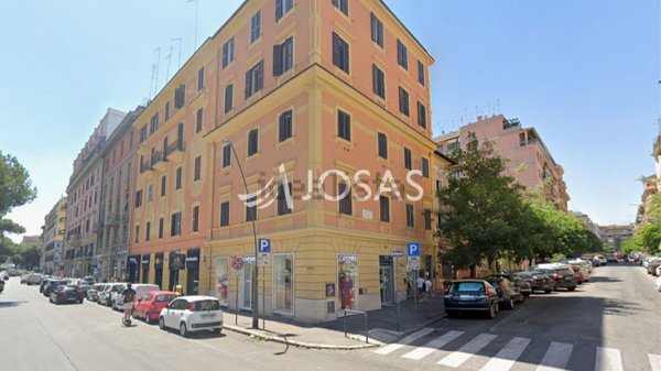 locale commerciale in affitto a Roma