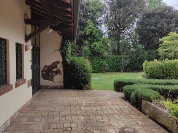 casa indipendente in affitto a Roma in zona Ardeatino