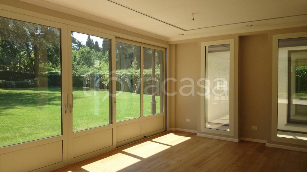 casa indipendente in affitto a Roma in zona Celio