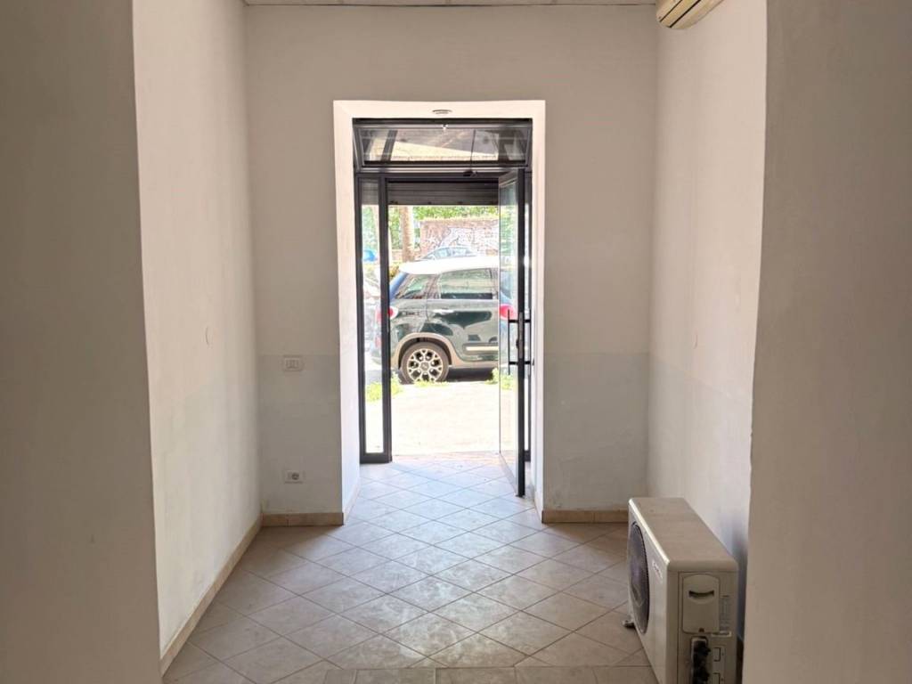 negozio in affitto a Roma in zona Gianicolense