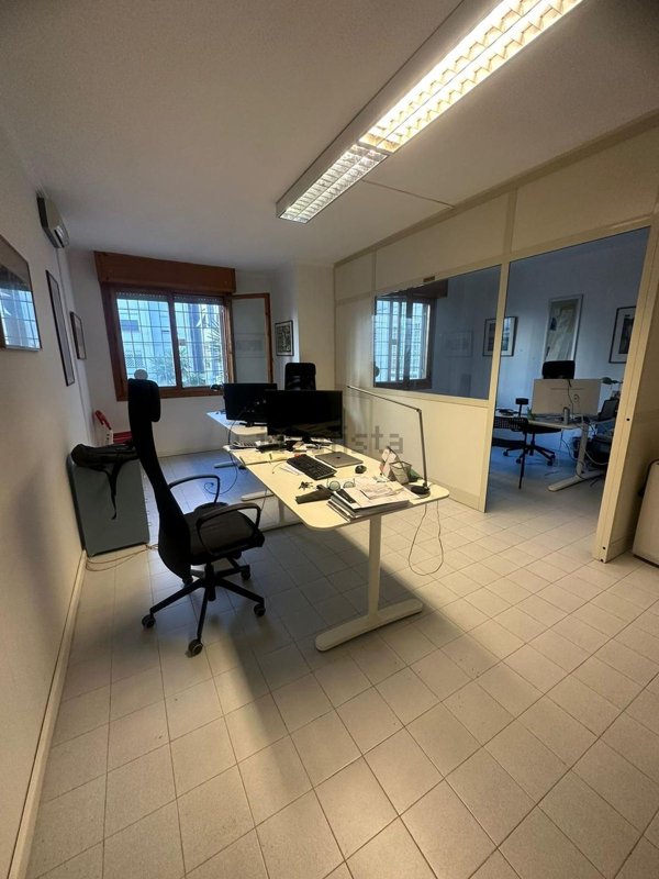 ufficio in affitto a Roma in zona Giuliano Dalmata