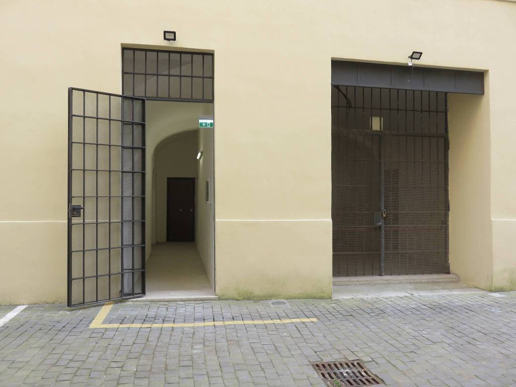 locale commerciale in affitto a Roma in zona Rione Prati