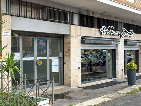 negozio in affitto a Roma in zona Aurelio