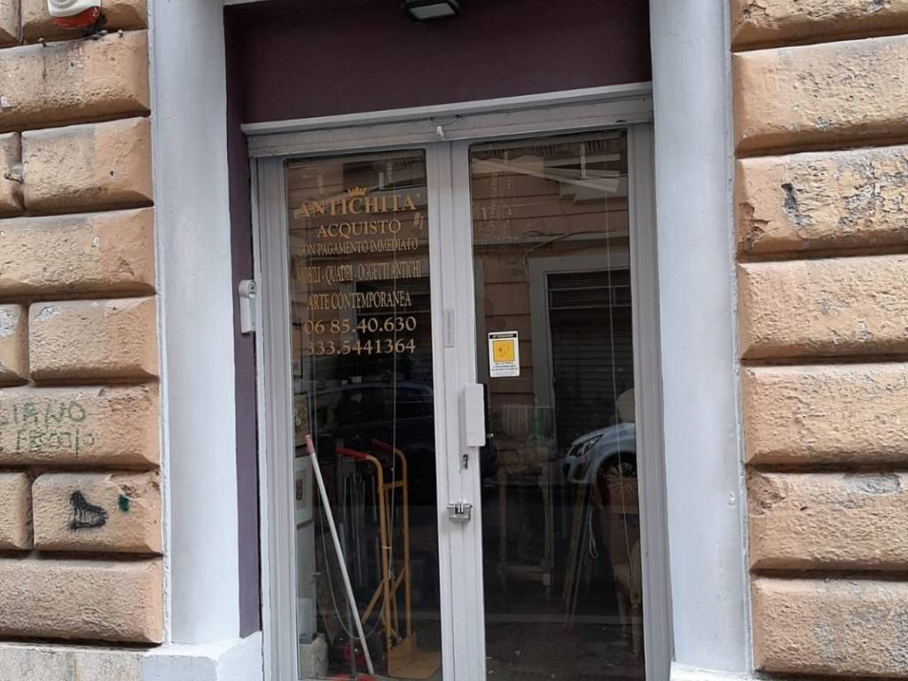 negozio in affitto a Roma in zona Salario