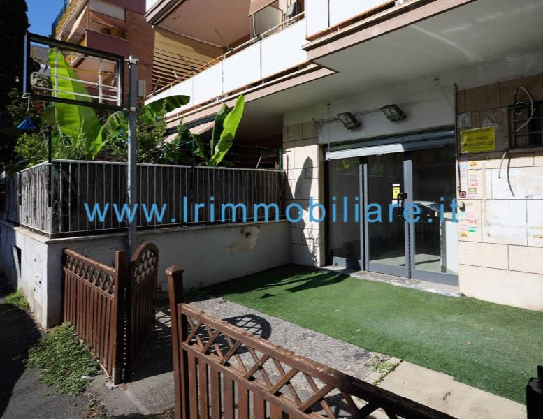 locale commerciale in affitto a Roma in zona Primavalle