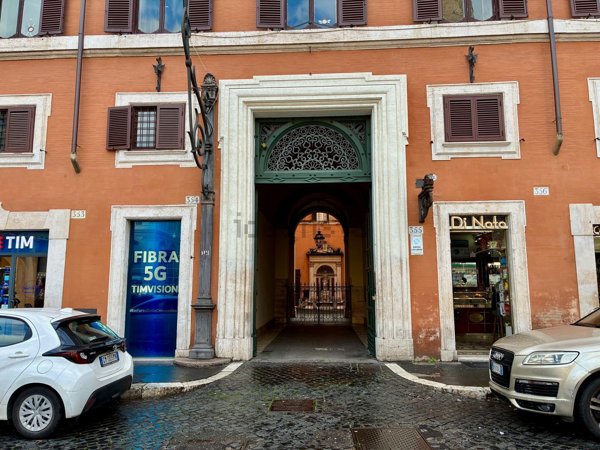 appartamento in affitto a Roma in zona Parione/Sant'Eustachio
