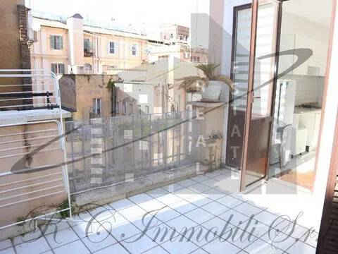 appartamento in affitto a Roma in zona Campo Marzio