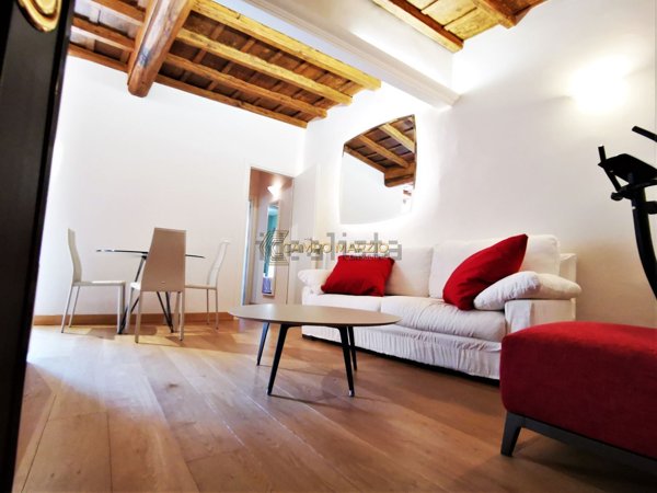 appartamento in affitto a Roma in zona Parione/Sant'Eustachio