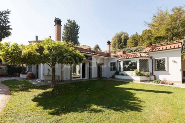 casa indipendente in affitto a Roma
