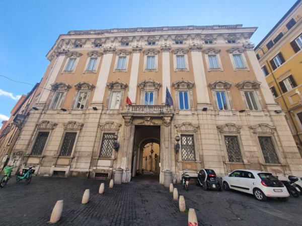 ufficio in affitto a Roma in zona Parione/Sant'Eustachio