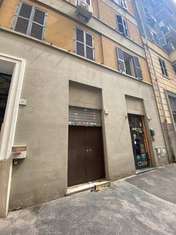 negozio in affitto a Roma in zona Tuscolano