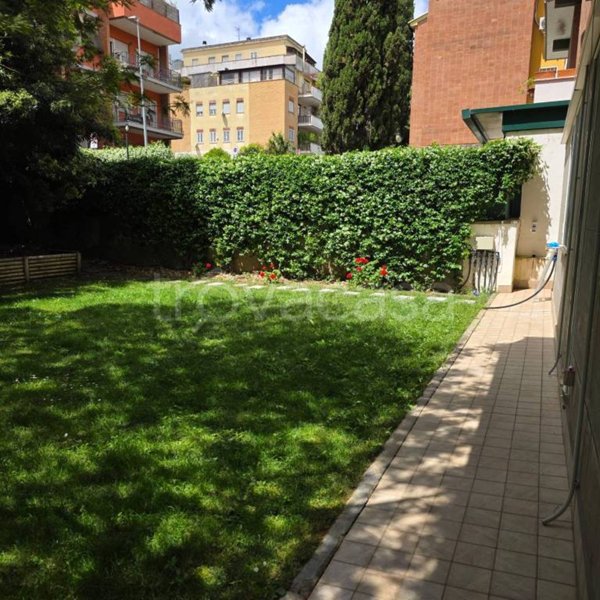 appartamento in affitto a Roma in zona Tomba di Nerone