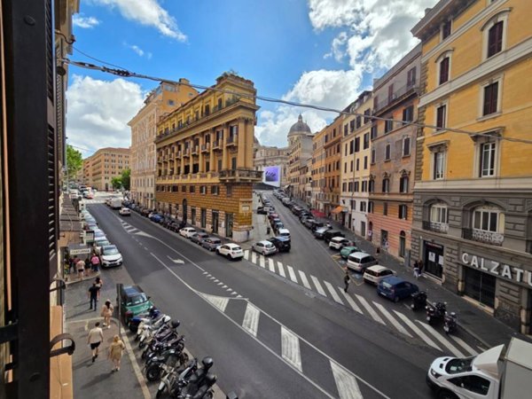appartamento in affitto a Roma in zona Rione Monti/Campitelli