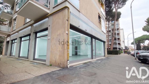 locale commerciale in affitto a Roma in zona Monte Sacro/Talenti