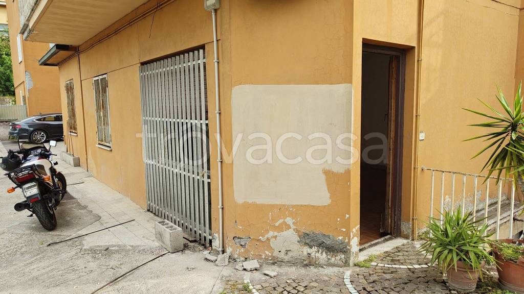 locale commerciale in affitto a Roma in zona Gianicolense