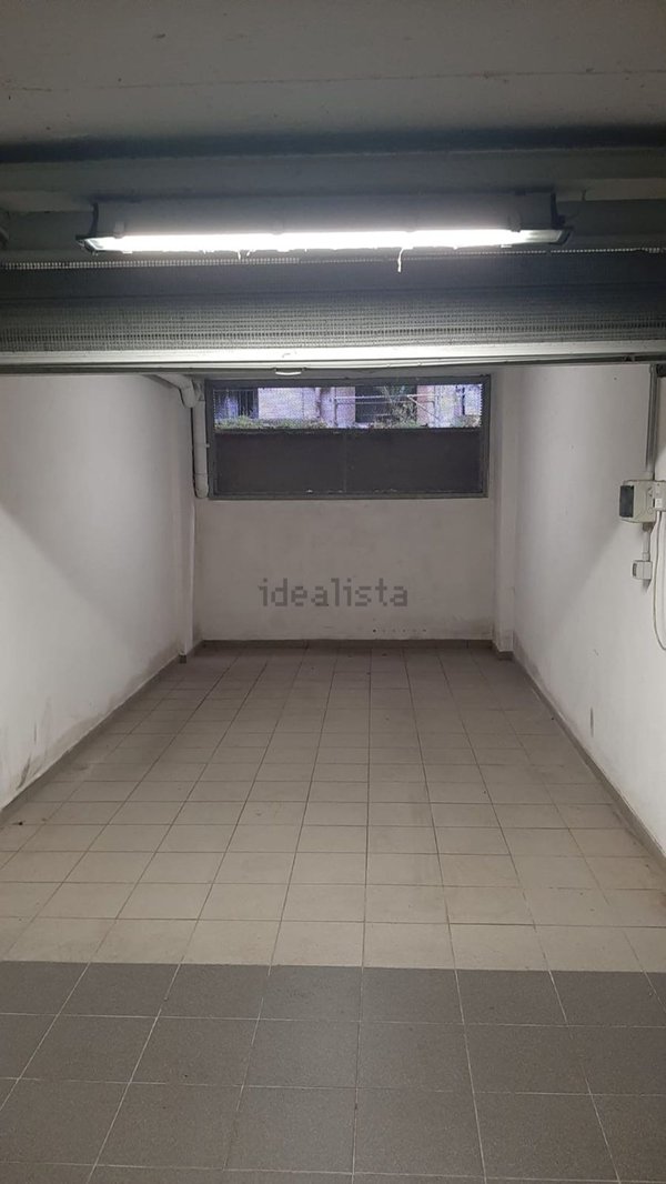 locale di sgombero in affitto a Roma in zona Flaminio
