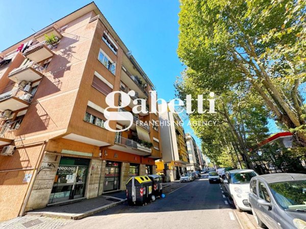 negozio in affitto a Roma in zona Collatino